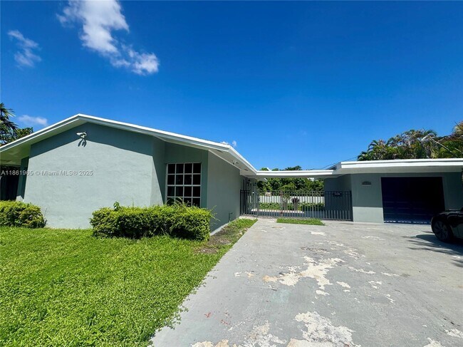 Primary Photo - 3420 SW 125th Ct