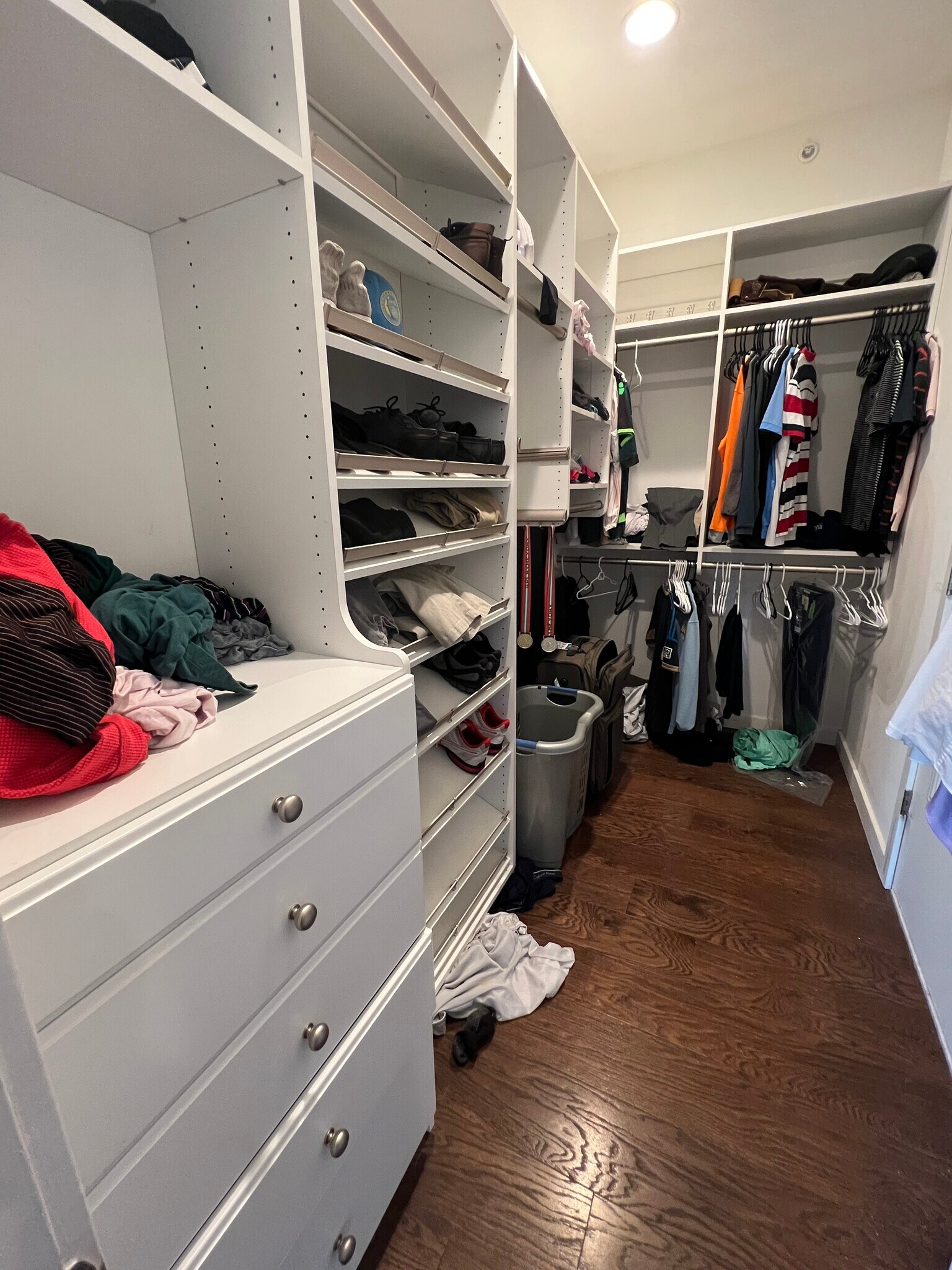 Walk-In Closet - 227 W Thompson St