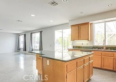 Building Photo - 12683 Palm View Way