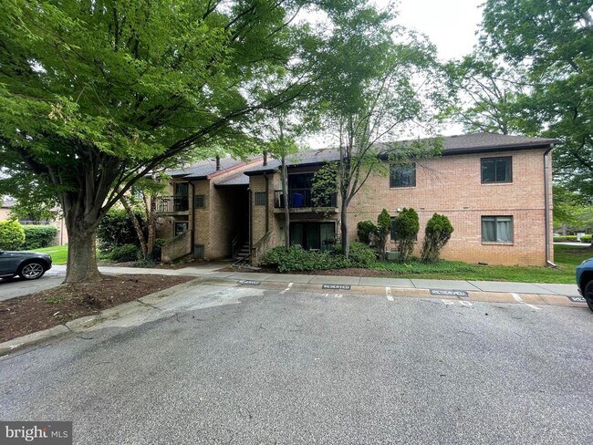 Primary Photo - 62 Le Forge Ct