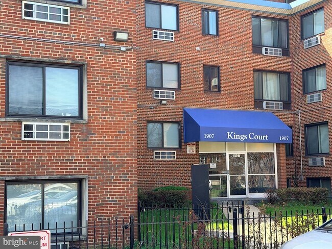 Building Photo - 1907 Marion Barry Ave SE