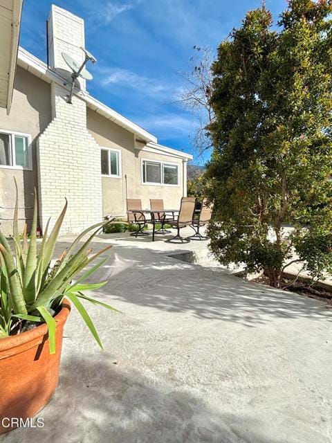 Building Photo - 1552 Atchison St