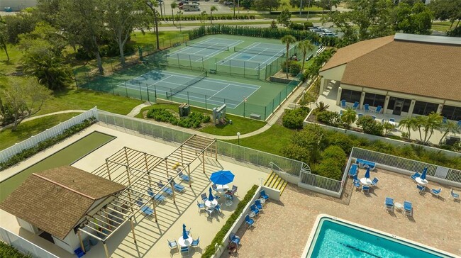 Building Photo - 618 Bird Bay Dr S