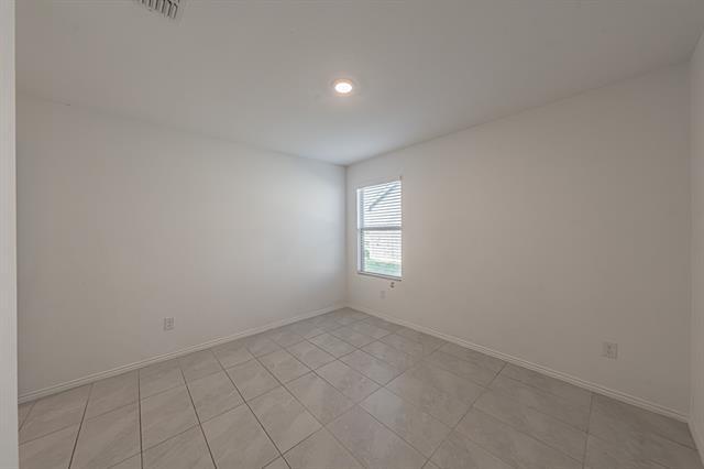 Building Photo - 6429 Becker Ave