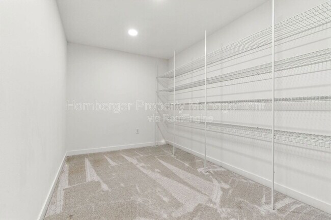 Building Photo - 3431 W 21st Ave