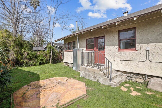 Backyard - 490 MacDonald St