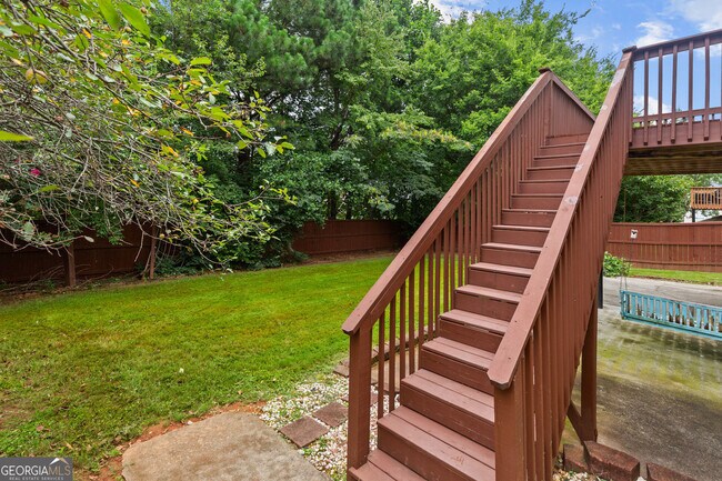 Building Photo - 2315 Hiawassee Dr NW