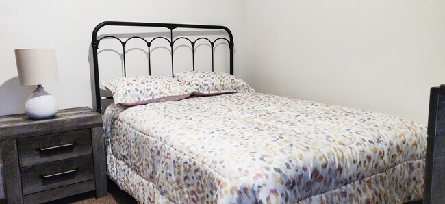 bedroom b - 2508 E 124th St