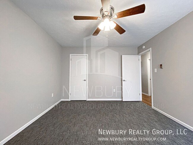 Building Photo - Spacious 2-Bedroom Apartment in a Serene C...