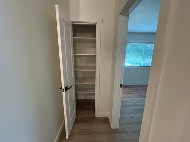 Building Photo - Fabulous Remodeled Condo