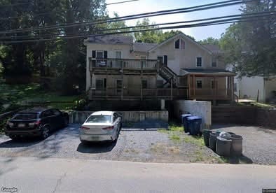 Building Photo - 1015 Manor Rd