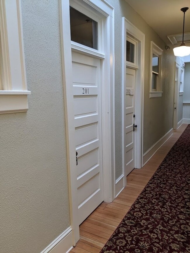 Primary Photo - Cute 1bd/1bth in Cottage Grove w/ Stainles...