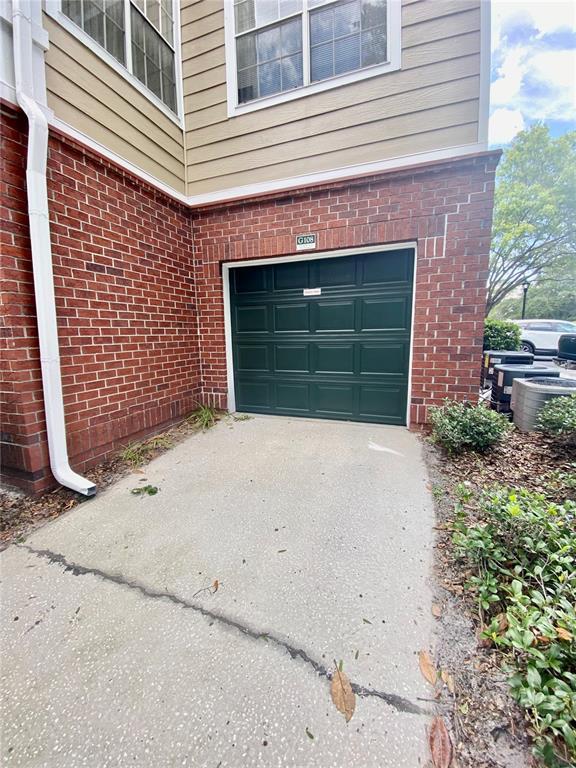 Building Photo - 13015 Plantation Park Cir