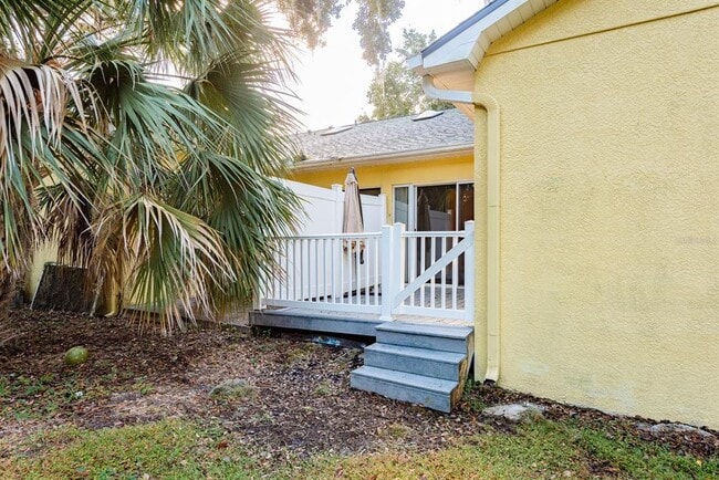Building Photo - 406 S Bayview Blvd