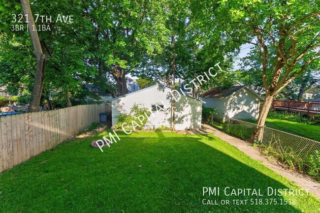 Building Photo - 321 7th Ave