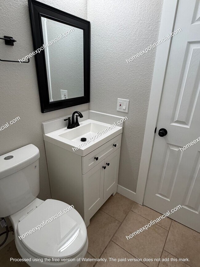 Building Photo - 13920 Sierra Mesa Cir