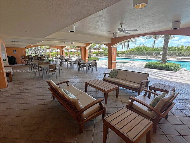 Building Photo - 2080 S Ocean Dr