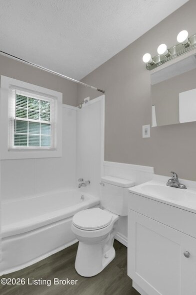 Building Photo - 1927 S 28th St