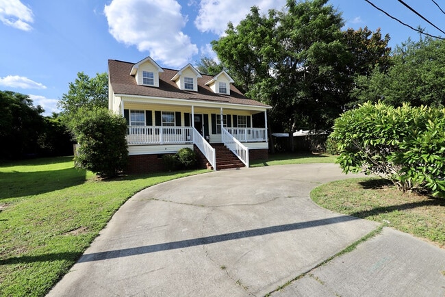 Building Photo - 1910 Lybrand St