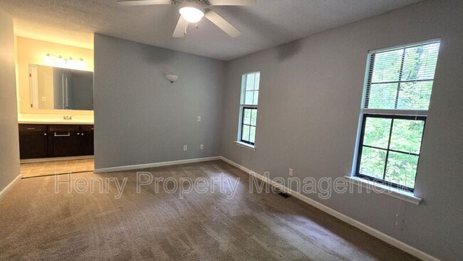 Building Photo - 4265 The Oaks Dr