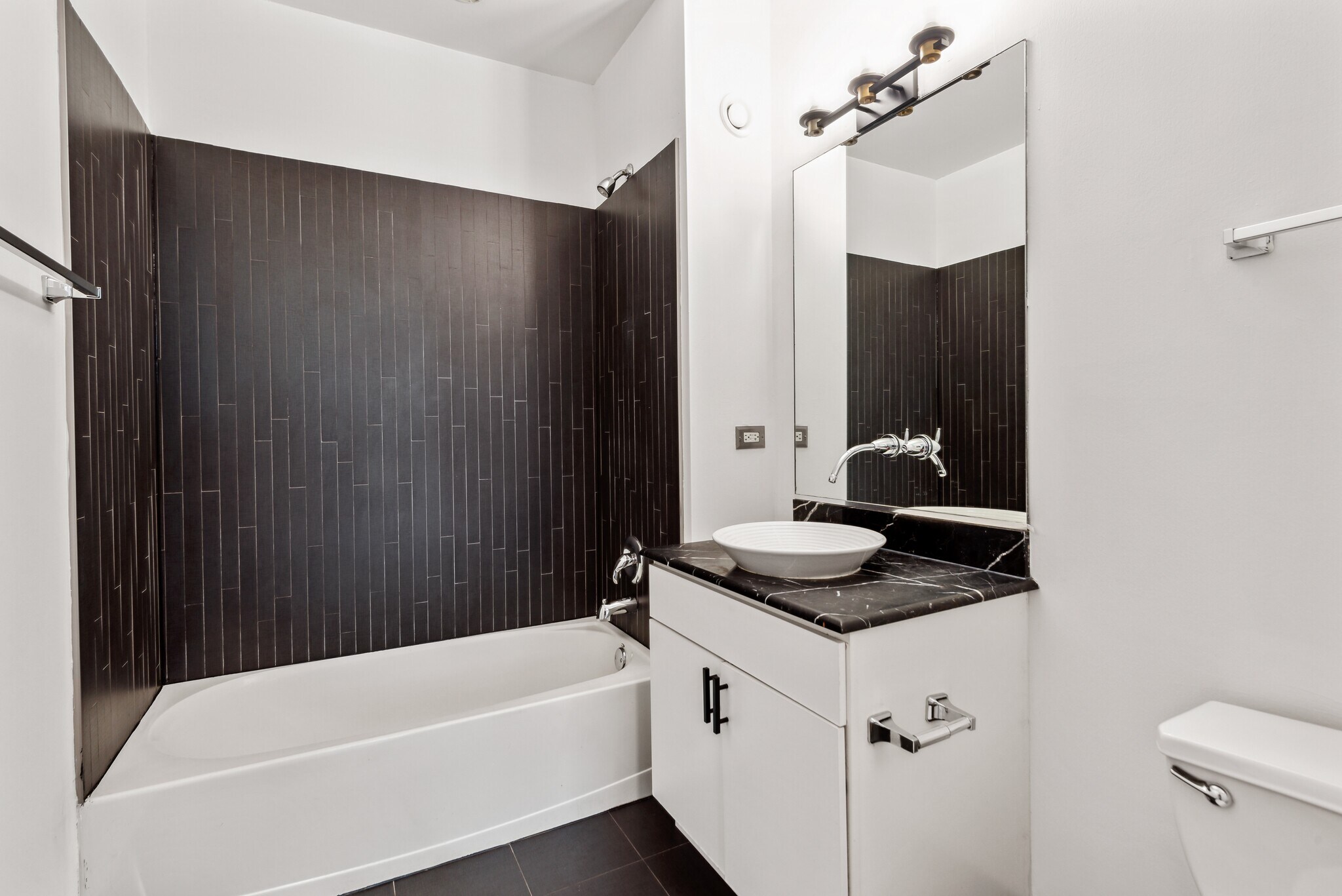 Building Photo - 125 S Jefferson St