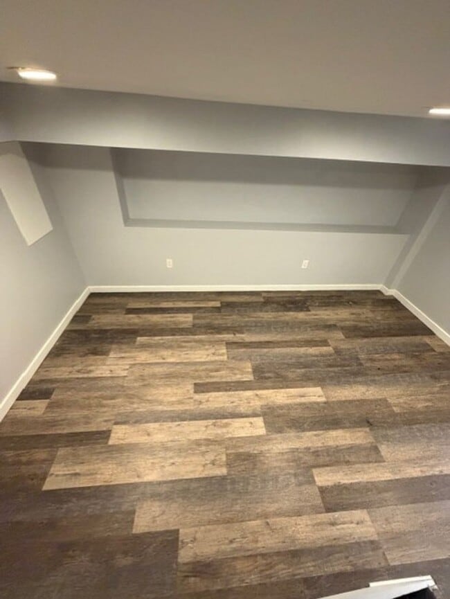 Building Photo - Beauty in LOMO