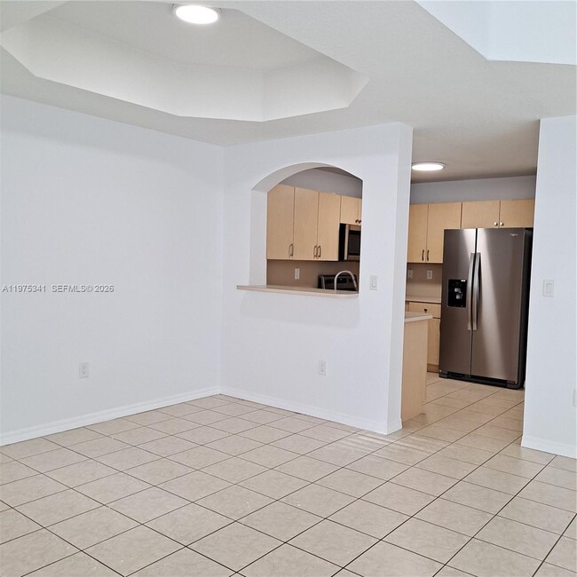 Building Photo - 642 SW 106th Ave