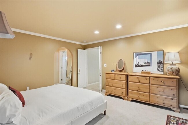 Building Photo - 125 Amberwood Dr
