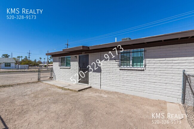 Primary Photo - 260 N Melwood Ave