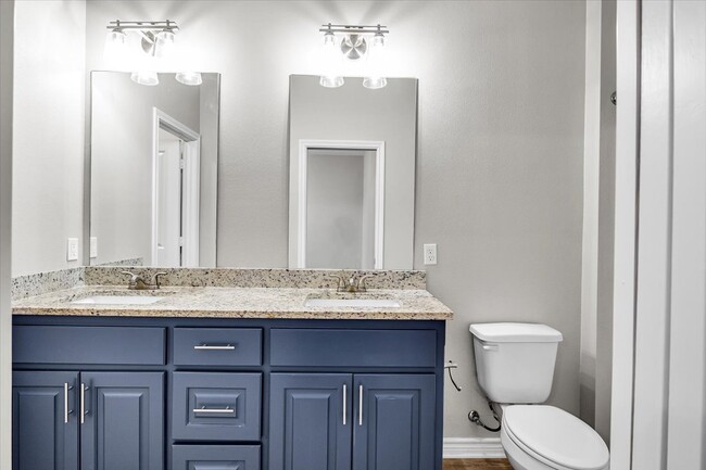 Master Bathroom - 10670 Washita Dr