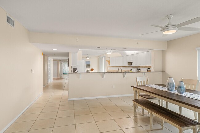 Building Photo - 925 Florida A1A