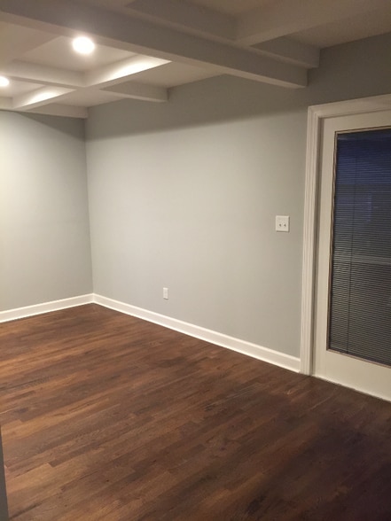 Building Photo - 4633 Murrayhill Rd