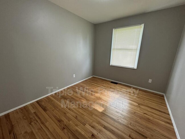 Building Photo - 11282 Ashcroft Ln