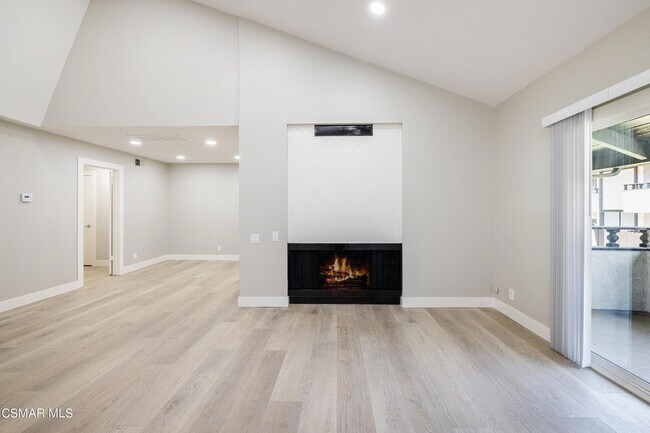 Building Photo - 31535 Lindero Canyon Rd