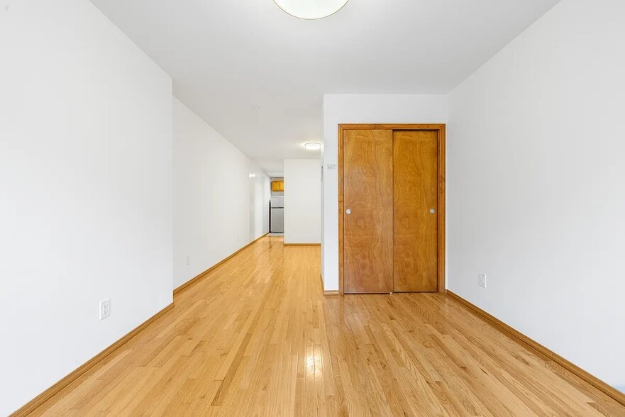 Building Photo - 100 St Marks Pl