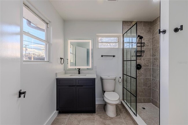 Building Photo - 2061 S Peninsula Dr