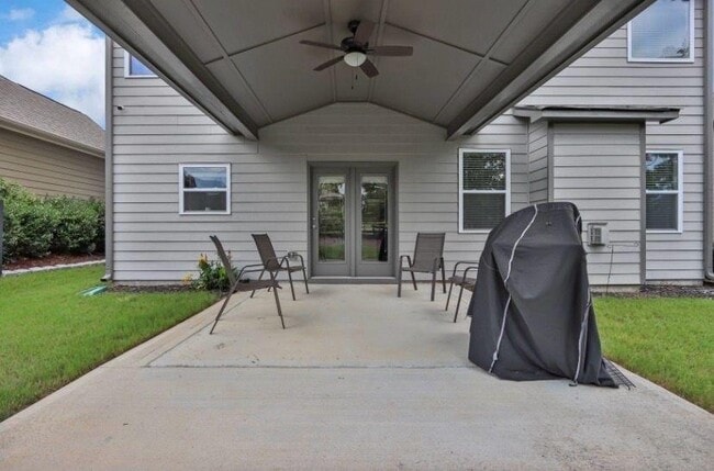 Building Photo - 6651 Rivergreen Rd