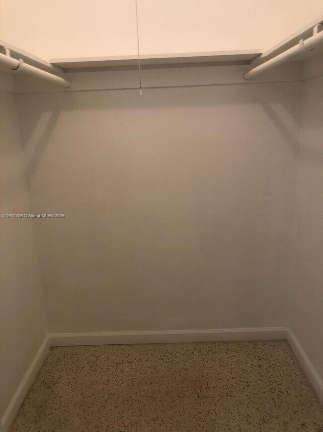 Building Photo - 2650 SW 96th Ave