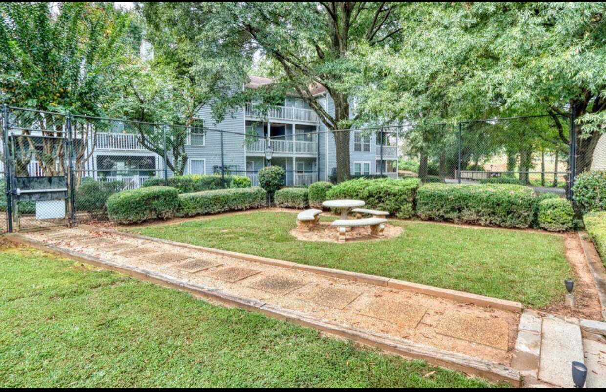 Building Photo - 247 Cobblestone Trl