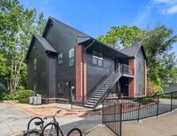 Building Photo - 1137 N Leverett Ave