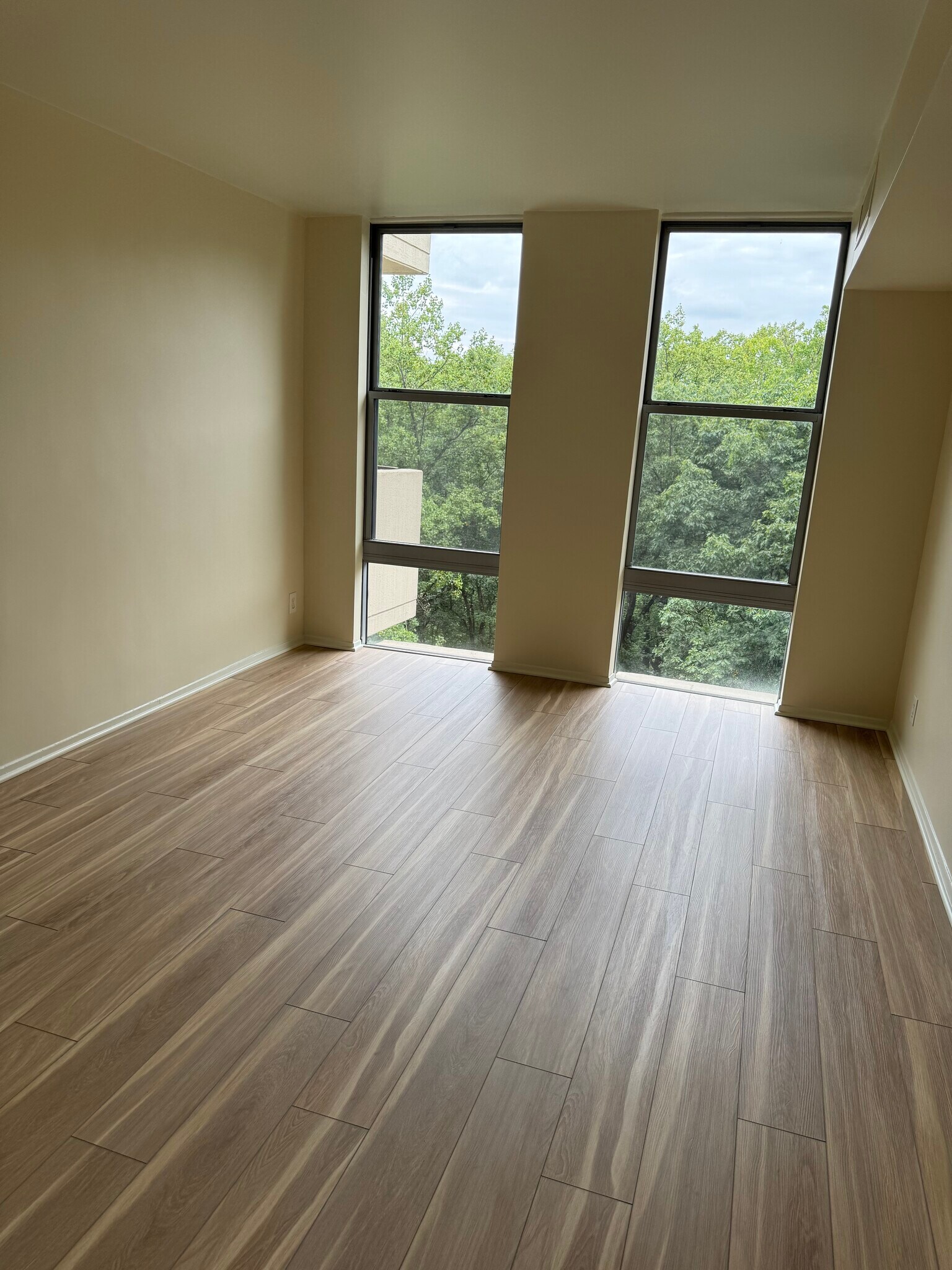 Building Photo - 9039 Sligo Creek Pkwy