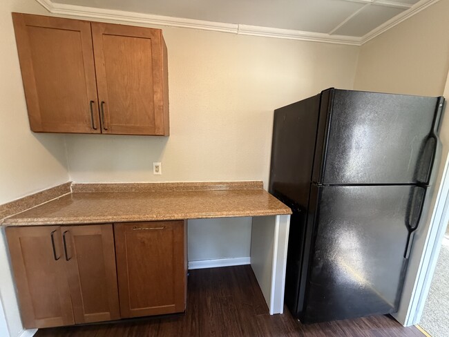 Building Photo - 508 Hayward Ave