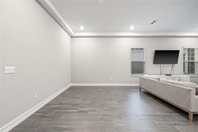 Building Photo - 2632 Yellow Sundial Lp