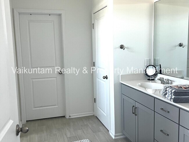 Building Photo - 377 Brookgreen Wy