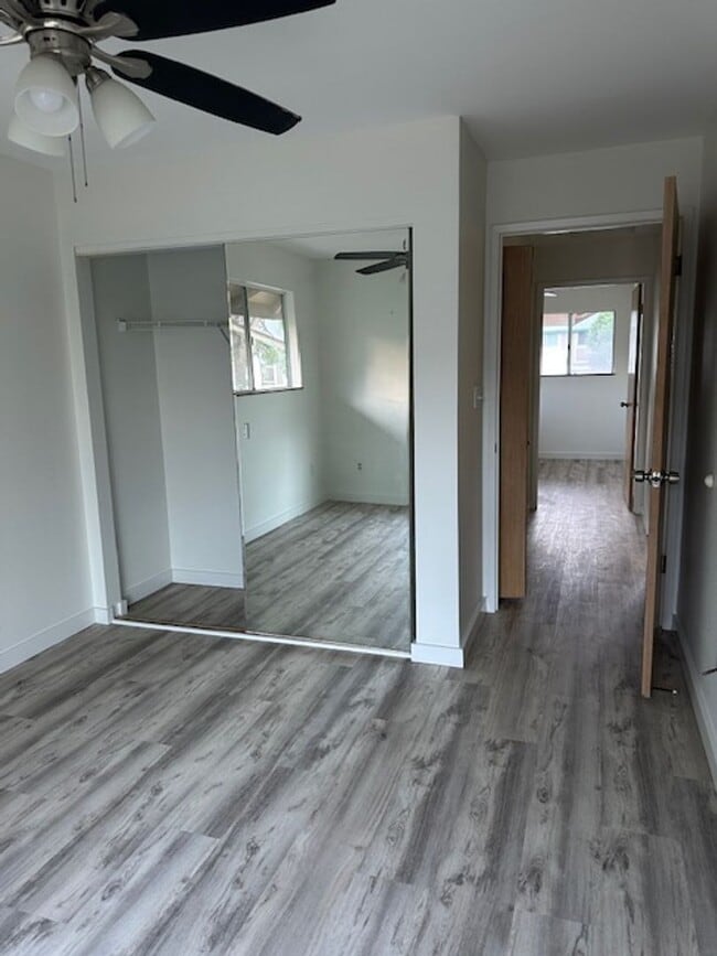 Building Photo - a 2bd/1ba Iao Parkside unit