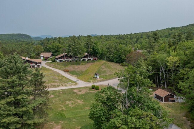 Building Photo - 18 Bunker Ln