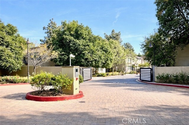 Building Photo - 1946 Canopy Ln