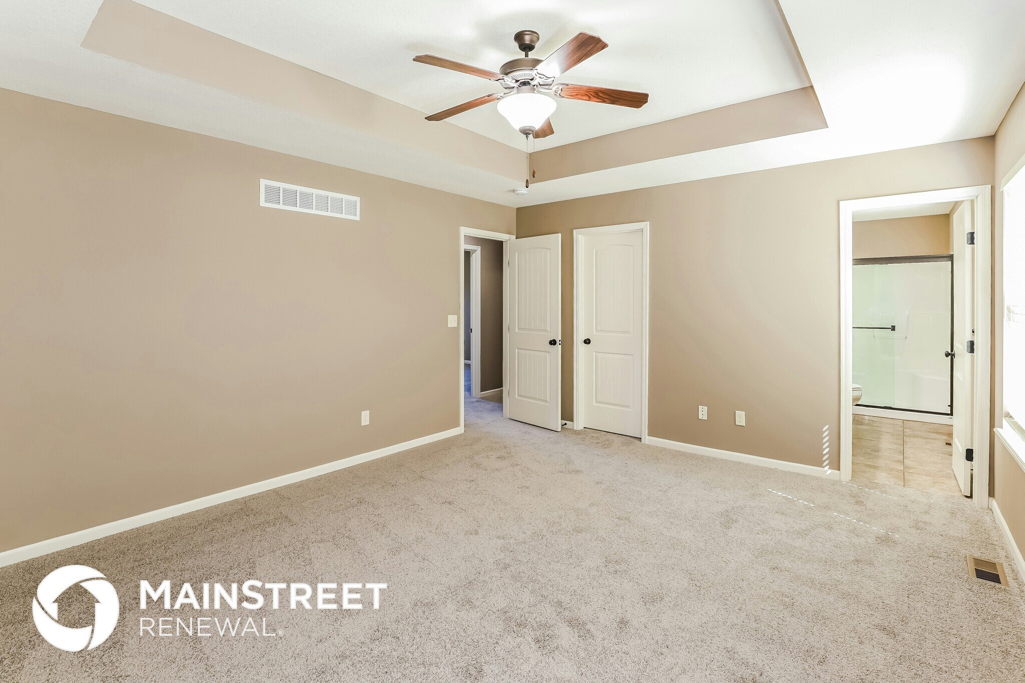 Building Photo - 203 NE Hannah Ct