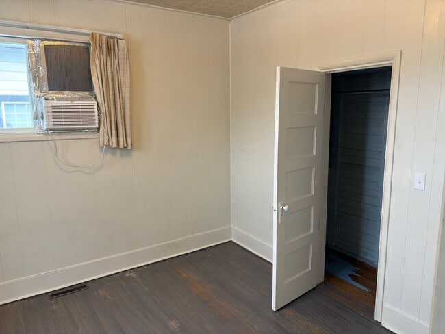 Building Photo - 2Bed 1Bath Whitefish Downtown Home