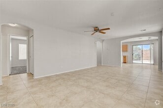 Building Photo - 5028 Nardini Ave
